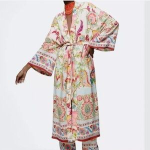 Zara NWT printed belted kimono/robe